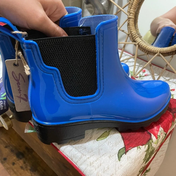NWT 7 for All Mankind|| Dover Rain Bootie in Royal Blue Size 7 - Picture 9 of 12